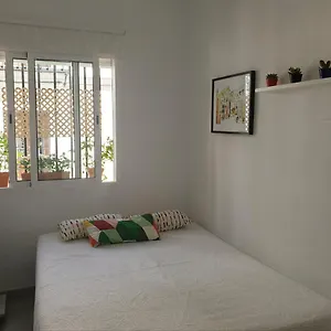 Apto. Planta Baja Y Cochera Barrio San Basilio Apartamento
